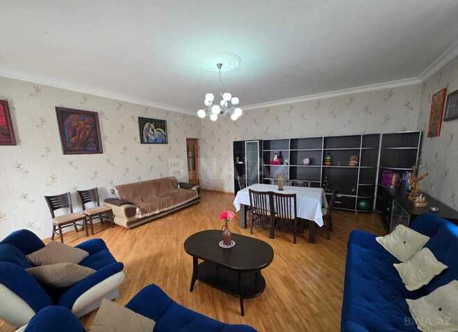 Сдаётся 2-комн. новостройка 120 м², м. Низами, photo 1 from 12