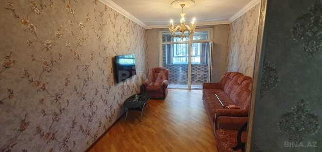 Satılır 4 otaqlı köhnə tikili 100 m², Bakıxanov q., photo 1 from 21