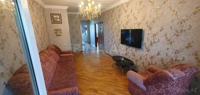 Satılır 4 otaqlı köhnə tikili 100 m², Bakıxanov q., photo 3 from 21