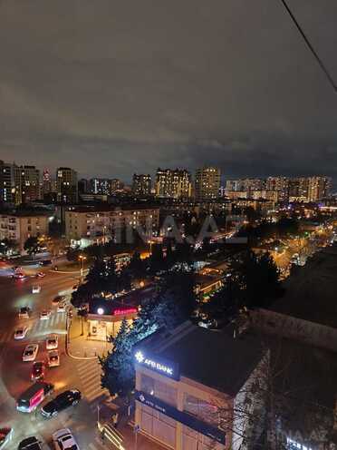 Satılır 2 otaqlı köhnə tikili 57 m², Qara Qarayev m., photo 3 from 24