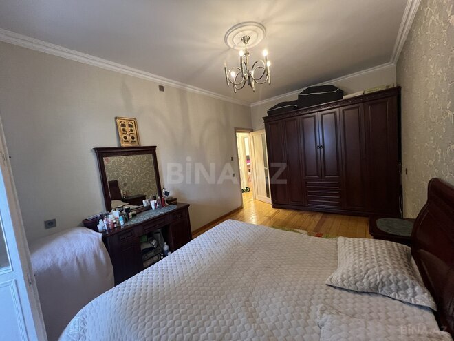 Продаётся 3-комн. вторичка 80 м², м. Ази Асланов, photo 20 from 31