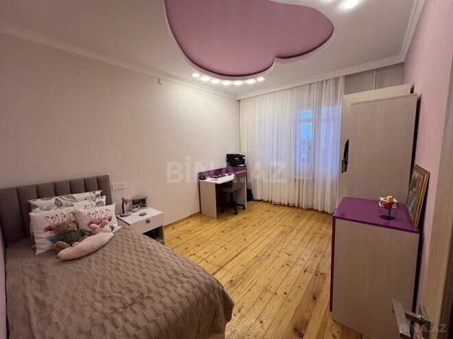 Продаётся 3-комн. вторичка 80 м², м. Ази Асланов, photo 15 from 31