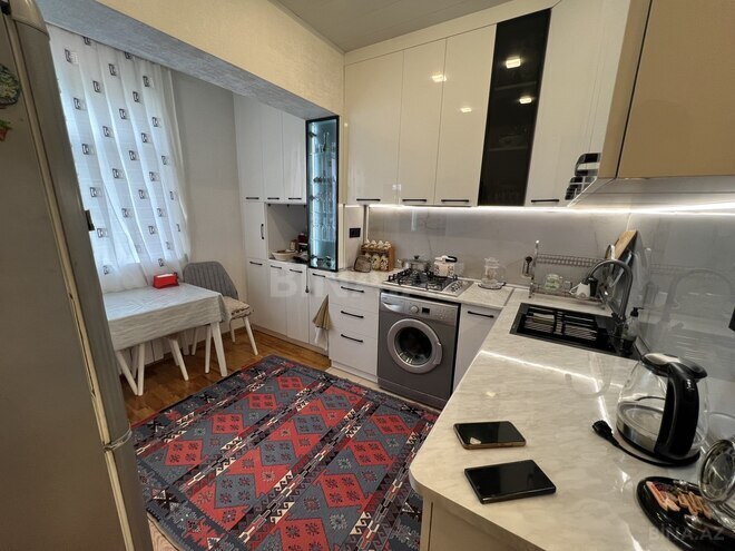 Продаётся 3-комн. вторичка 80 м², м. Ази Асланов, photo 6 from 31
