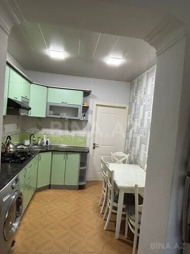 Продаётся 3-комн. вторичка 90 м², м. Нефтчиляр, photo 9 from 17