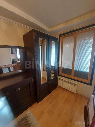 Продаётся 2-комн. вторичка 30 м², м. Нефтчиляр, photo 3 from 20