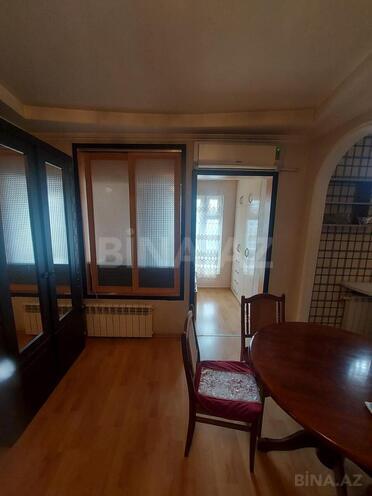 Продаётся 2-комн. вторичка 30 м², м. Нефтчиляр, photo 5 from 20