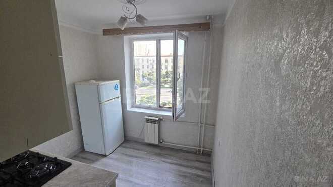 Продаётся 1-комн. вторичка 37 м², м. Кара Караев, photo 7 from 11