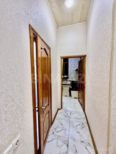 Продаётся 2-комн. вторичка 60 м², м. Кара Караев, photo 8 from 11