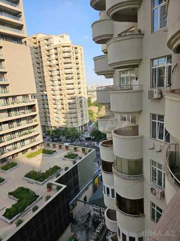 Сдаётся 2-комн. новостройка 100 м², м. 20 января, photo 1 from 11