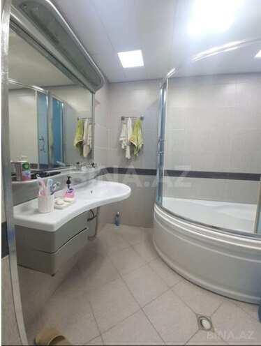 Продаётся 3-комн. вторичка 80 м², м. Иншаатчылар, photo 18 from 21