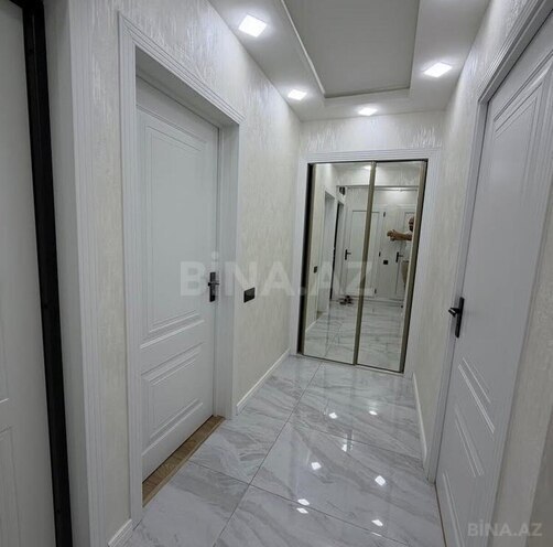 Продаётся 2-комн. вторичка 65 м², м. Ази Асланов, photo 5 from 11