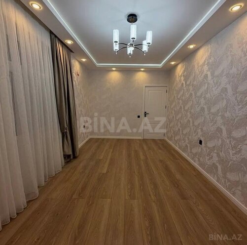 Продаётся 2-комн. вторичка 65 м², м. Ази Асланов, photo 3 from 11