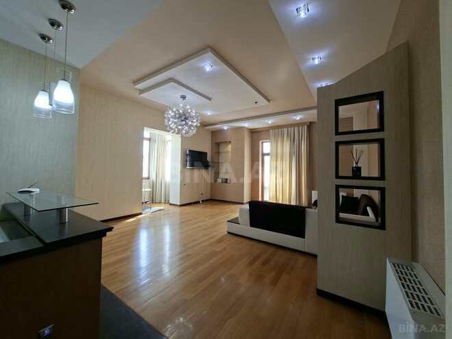 Сдаётся 3-комн. новостройка 164 м², м. Сахил, photo 9 from 16