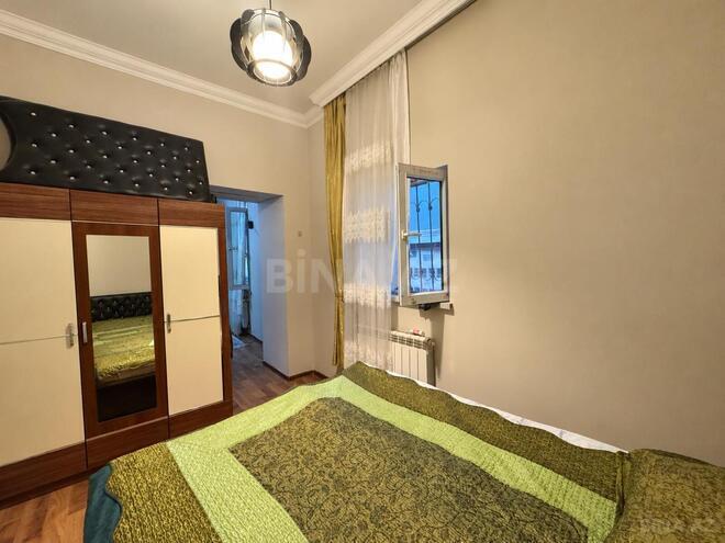 Продаётся 2-комн. вторичка 35 м², м. Ичеришехер, photo 5 from 9