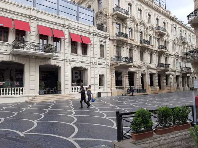 İcarəyə verilir 3 otaqlı köhnə tikili 120 m², Sahil m., photo 25 from 28