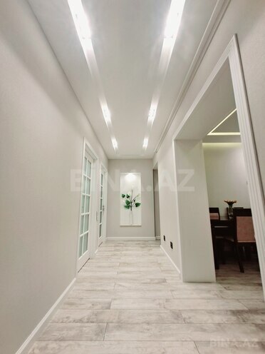 Satılır 3 otaqlı köhnə tikili 90 m², Xalqlar Dostluğu m., photo 8 from 16
