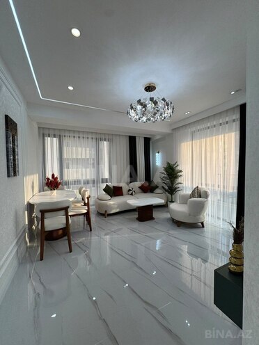 Satılır 3 otaqlı yeni tikili 105 m², 7-ci mikrorayon q., photo 1 from 20
