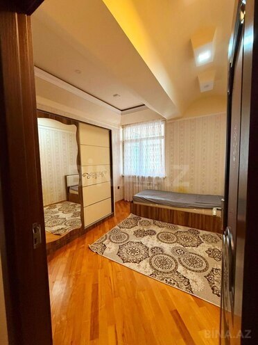 Сдаётся 3-комн. новостройка 125 м², м. Низами, photo 10 from 20