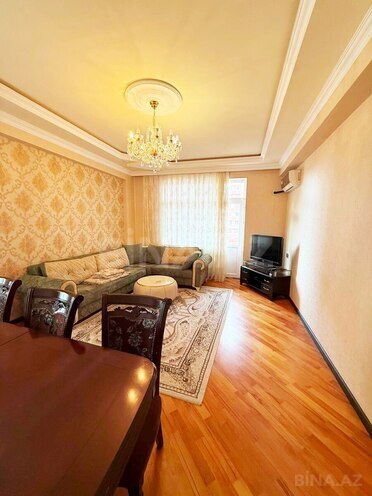 Сдаётся 3-комн. новостройка 125 м², м. Низами, photo 1 from 20