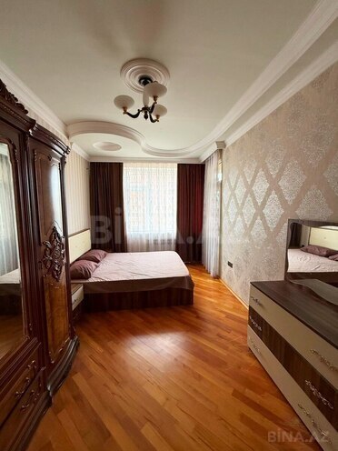 Сдаётся 3-комн. новостройка 125 м², м. Низами, photo 5 from 20