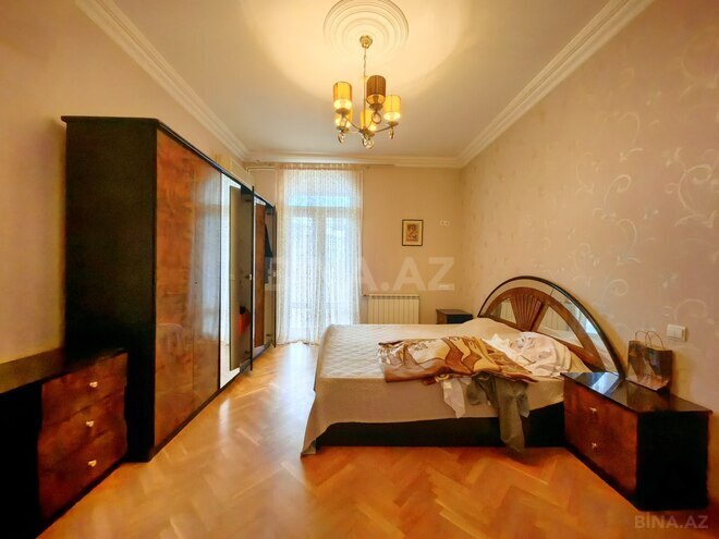Продаётся 3-комн. вторичка 130 м², м. Ичеришехер, photo 17 from 31