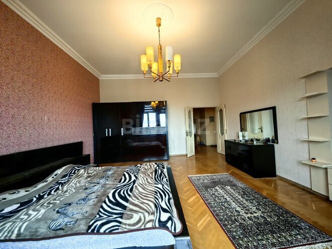 Продаётся 3-комн. вторичка 130 м², м. Ичеришехер, photo 13 from 31