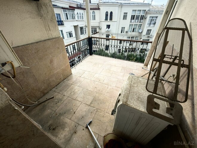 Продаётся 3-комн. вторичка 130 м², м. Ичеришехер, photo 23 from 31