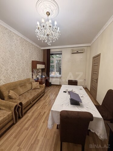 Satılır 3 otaqlı köhnə tikili 80 m², Elmlər Akademiyası m., photo 3 from 12
