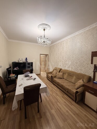 Satılır 3 otaqlı köhnə tikili 80 m², Elmlər Akademiyası m., photo 1 from 12