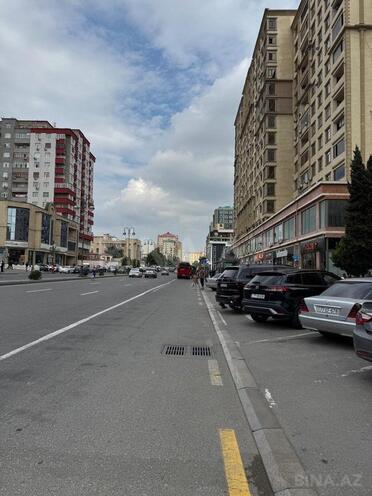 Продаётся  объект 810 м², м. Иншаатчылар, photo 1 from 13