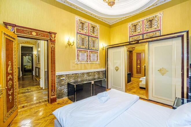 İcarəyə verilir 5 otaqlı köhnə tikili 225 m², Sahil m., photo 12 from 19