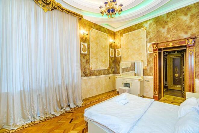 İcarəyə verilir 5 otaqlı köhnə tikili 225 m², Sahil m., photo 16 from 19