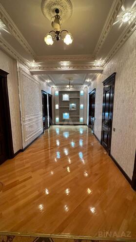 Сдаётся 3-комн. новостройка 140 м², м. 20 января, photo 13 from 17