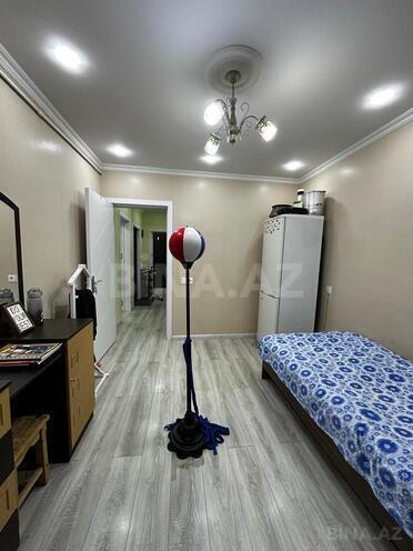 Продаётся 3-комн. вторичка 70 м², м. Ази Асланов, photo 17 from 21