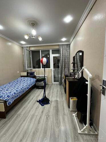 Продаётся 3-комн. вторичка 70 м², м. Ази Асланов, photo 9 from 21