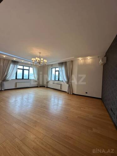 Продаётся 4-комн. новостройка 180 м², м. 8 ноября, photo 1 from 19