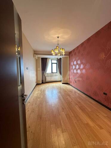 Продаётся 4-комн. новостройка 180 м², м. 8 ноября, photo 4 from 19