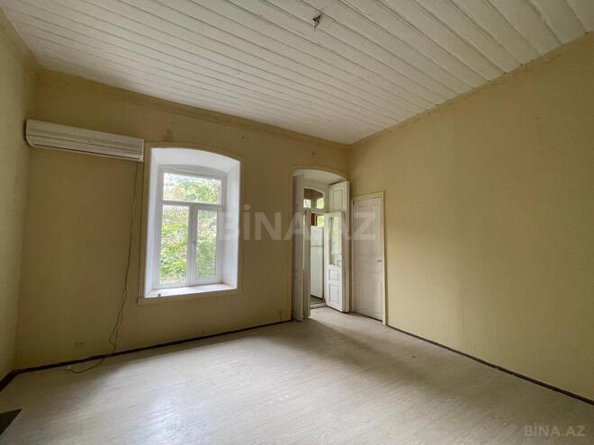 Продаётся 3-комн. вторичка 80 м², м. Ичеришехер, photo 3 from 18