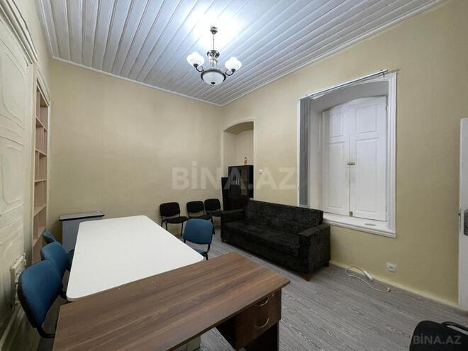 Продаётся 3-комн. вторичка 80 м², м. Ичеришехер, photo 8 from 18
