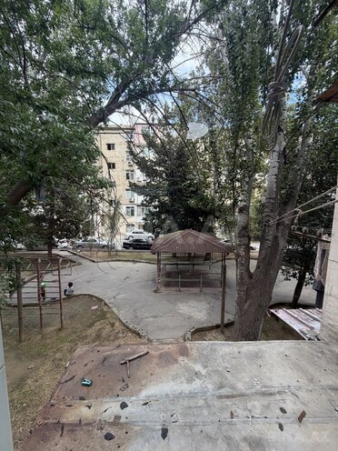 Продаётся 3-комн. вторичка 65 м², м. Иншаатчылар, photo 13 from 14