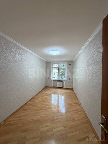 Satılır 2 otaqlı köhnə tikili 65 m², İnşaatçılar m., photo 6 from 14