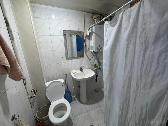 Satılır 2 otaqlı köhnə tikili 60 m², 28 May m., photo 16 from 18