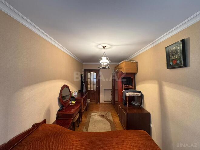 Satılır 2 otaqlı köhnə tikili 60 m², 28 May m., photo 3 from 18