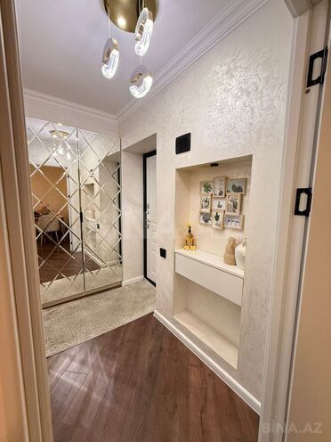 Satılır 2 otaqlı köhnə tikili 60 m², Qara Qarayev m., photo 10 from 12