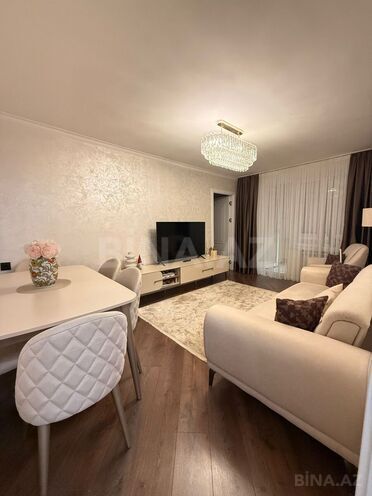 Satılır 2 otaqlı köhnə tikili 60 m², Qara Qarayev m., photo 3 from 12