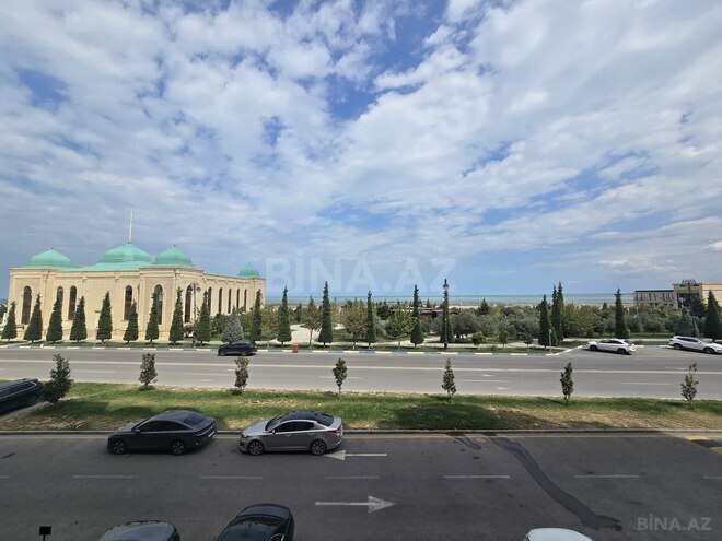 Продаётся 4-комн. новостройка 165 м², photo 9 from 19