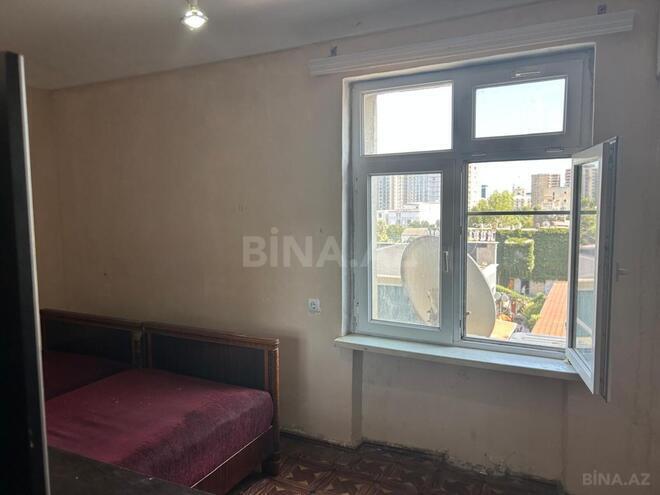 Продаётся 2-комн. вторичка 49 м², м. Низами, photo 6 from 13