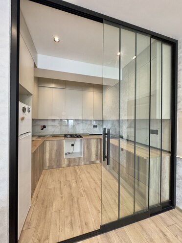 Сдаётся 2-комн. новостройка 70 м², м. Нефтчиляр, photo 8 from 14