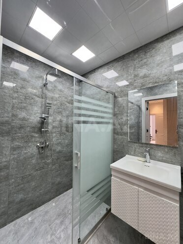 Сдаётся 2-комн. новостройка 70 м², м. Нефтчиляр, photo 11 from 14