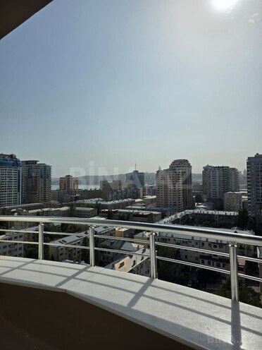 Satılır 4 otaqlı yeni tikili 200 m², 28 May m., photo 22 from 26
